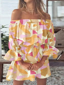 Vestido feminino sexy com estampa e um ombro só.