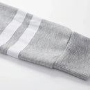 Conjunto esportivo feminino California, casual e listrado, versátil, com capuz, moletom ou calça, ou conjunto. Simplicidade e estilo urbano em promoção. Tamanhos P a 3XG.