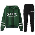 Conjunto esportivo feminino California, casual e listrado, versátil, com capuz, moletom ou calça, ou conjunto. Simplicidade e estilo urbano em promoção. Tamanhos P a 3XG.