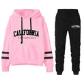 Conjunto esportivo feminino California, casual e listrado, versátil, com capuz, moletom ou calça, ou conjunto. Simplicidade e estilo urbano em promoção. Tamanhos P a 3XG.