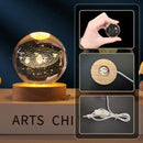 Luminária de mesa de cabeceira exclusiva em formato de bola de cristal 3D, com LED, que brilha no escuro, representando a galáxia, Saturno, planetas e Lua. Ideal para presente de aniversário infantil. 5 cm